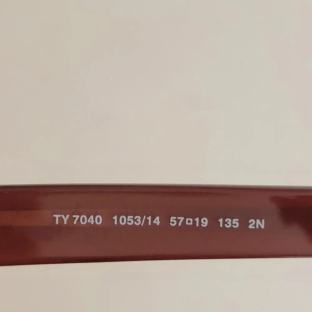 Tory Burch TY 7040 Sunglasses Burgundy Oval Cat Eye 1053/14 57x19x135 w/Case